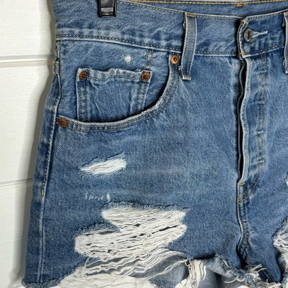Levis 501 Vintage Denim Shorts Frayed Hem High Waist Button Fly Distressed 30